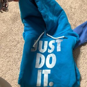 Women’s like new Nike hoodie